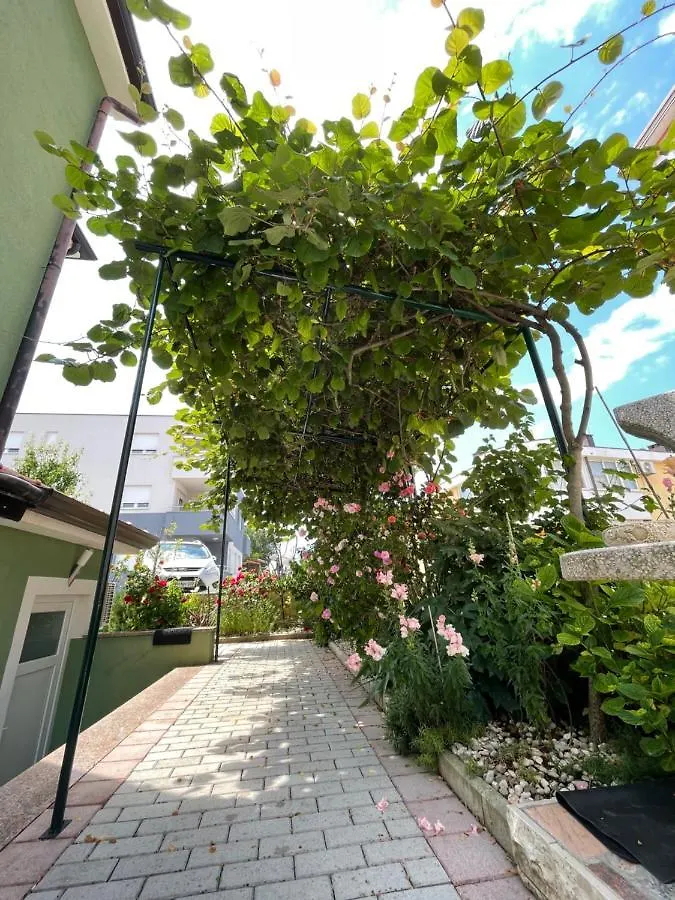 Zajim Apartment Umag