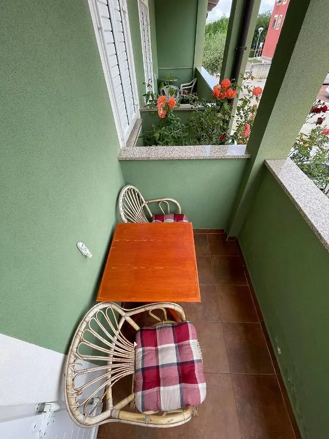 Zajim Apartment Умаг