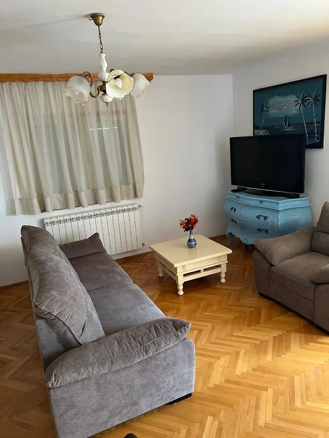Zajim Apartment Умаг
