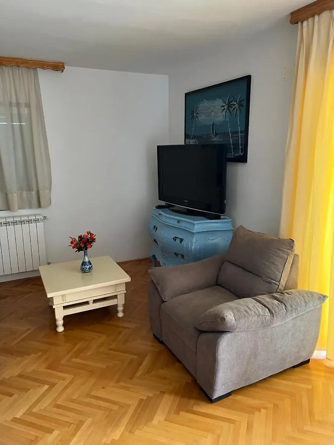 Zajim Apartment Умаг